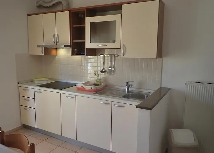 公寓 With Parking Space Starigrad, Paklenica - 25353 *