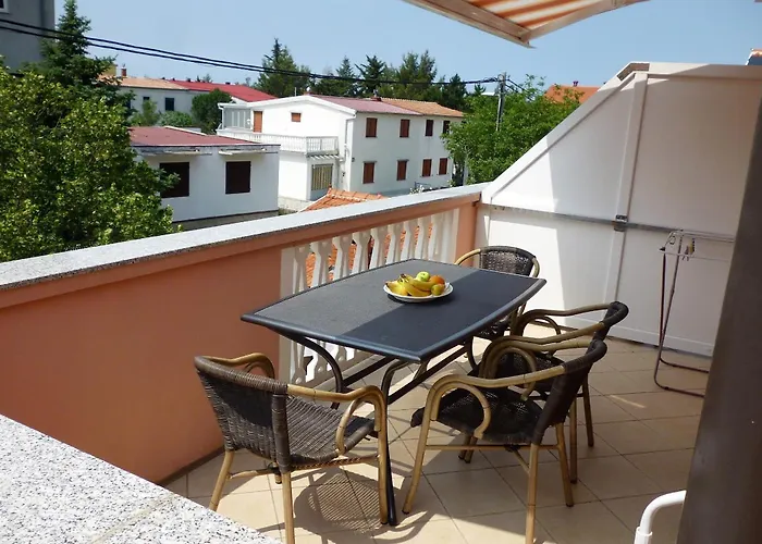 Appartement With Parking Space Starigrad, Paklenica - 25353 Starigrad Paklenica